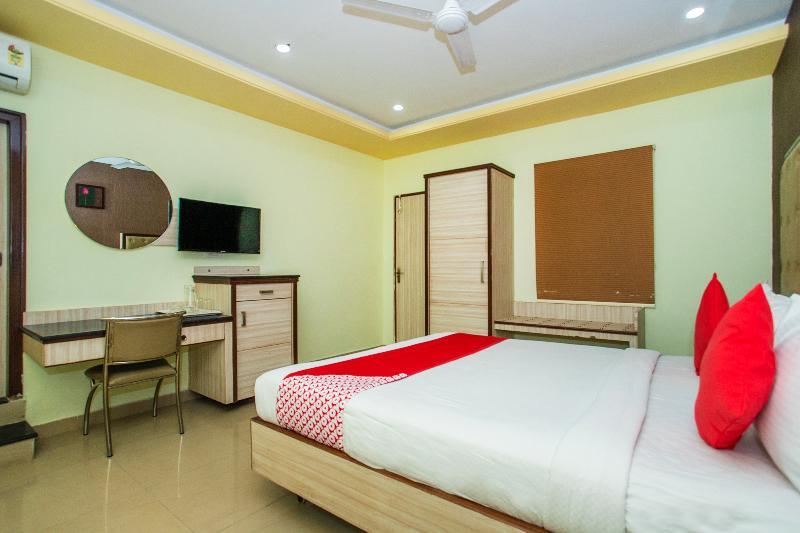 Oyo 6960 Kengeri Hotel Bangalore Exterior foto